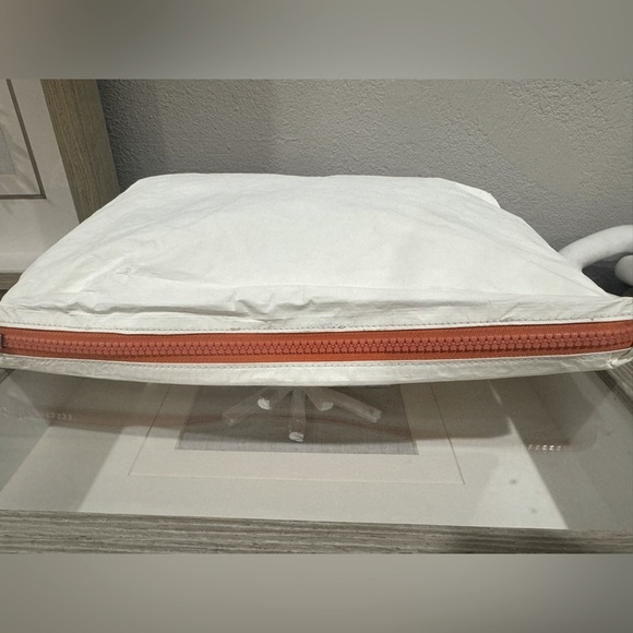 Madewell Sunkissed Beach Club  Reversible Make-up/Travel Bag. NWT - Picture 2 of 5